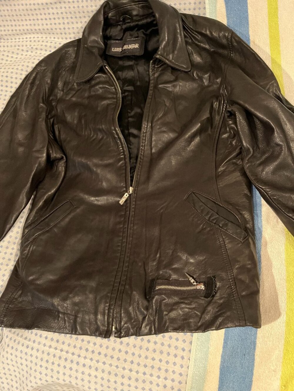 LEATHER  JACKET